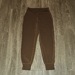 Lululemon Align HR Joggers!! Brown! Sz 6 Dont Miss Out!